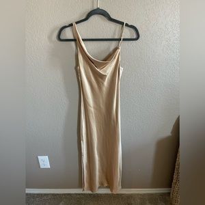 Midi strappy shoulder dress